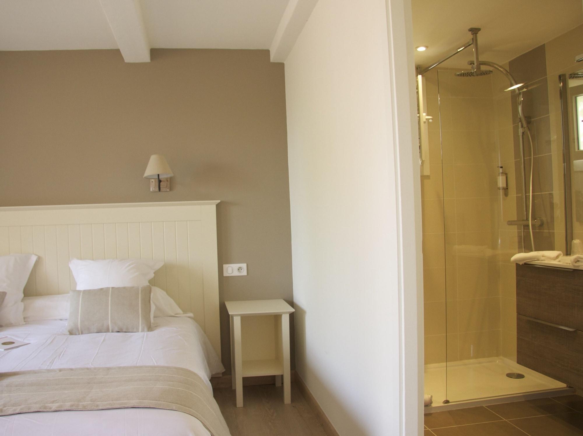 Le Concorde Hotell Aix-en-Provence Rum bild