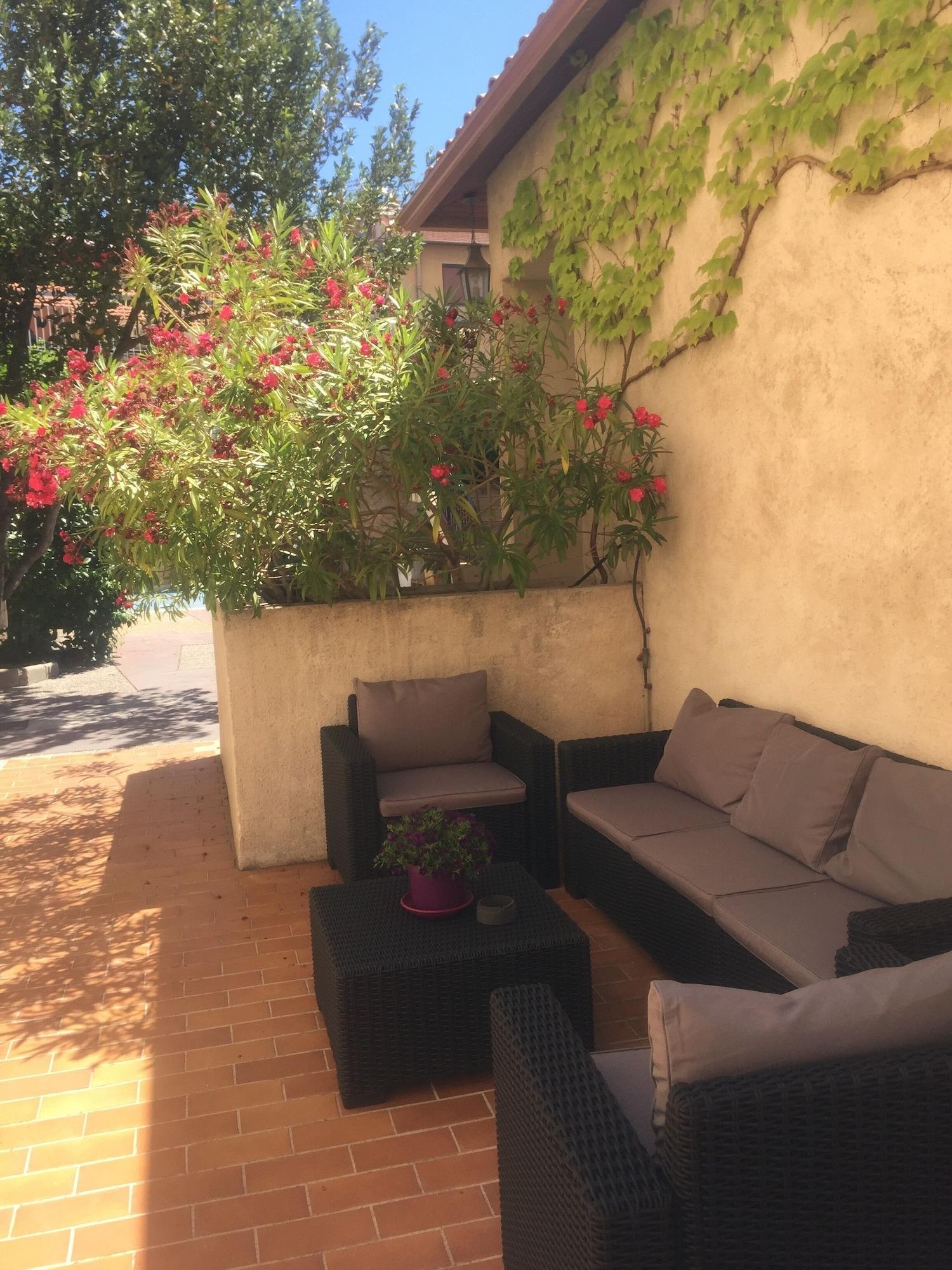 Le Concorde Hotell Aix-en-Provence Exteriör bild