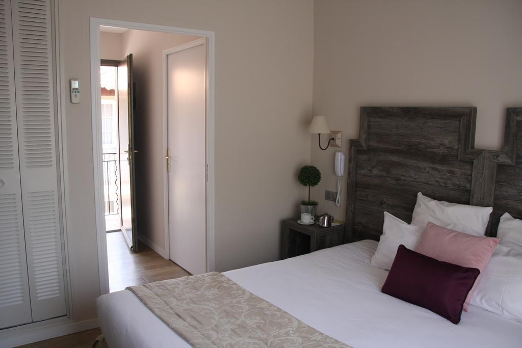 Le Concorde Hotell Aix-en-Provence Rum bild