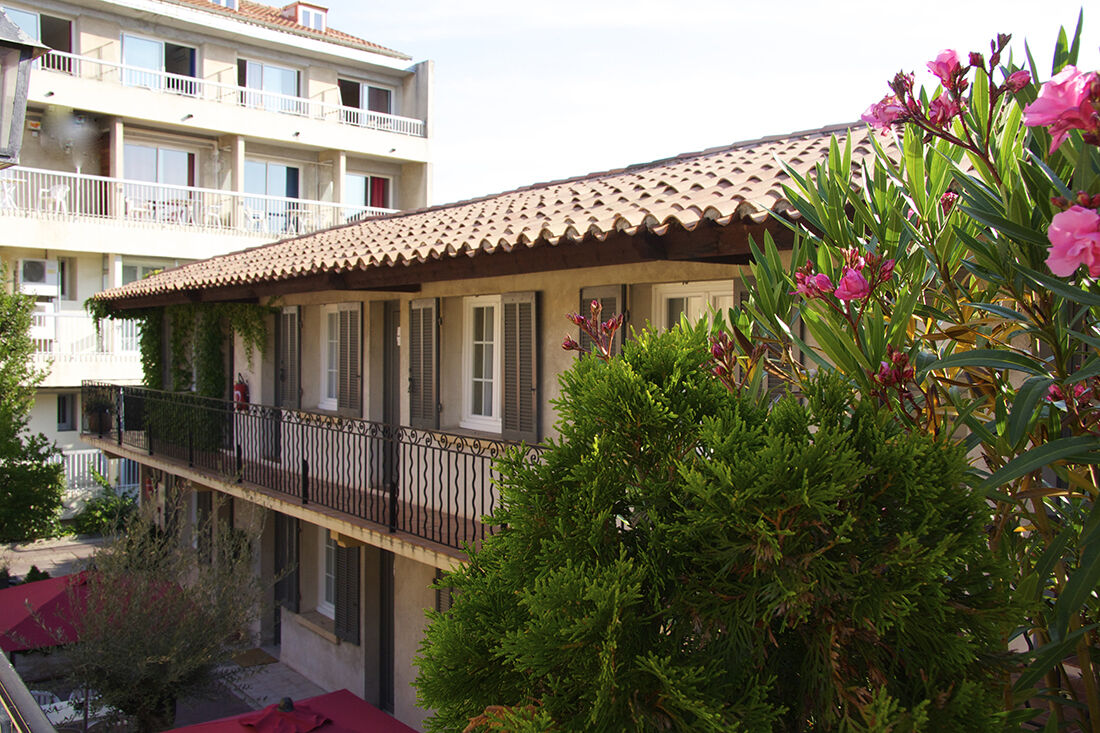 Le Concorde Hotell Aix-en-Provence Exteriör bild