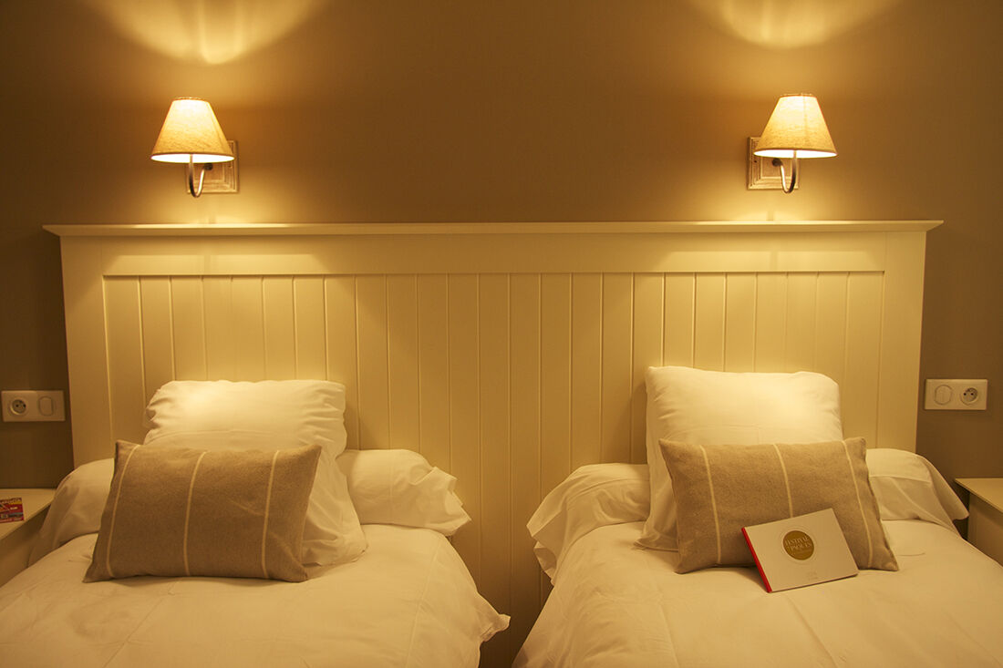 Le Concorde Hotell Aix-en-Provence Rum bild